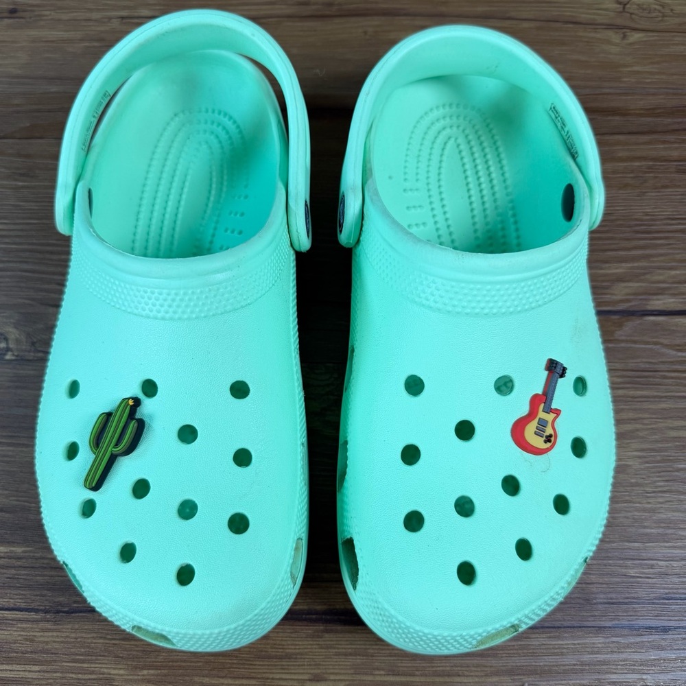 CROCS Slip-On Clogs Mint Green Shoes Womenโs Size 9โ